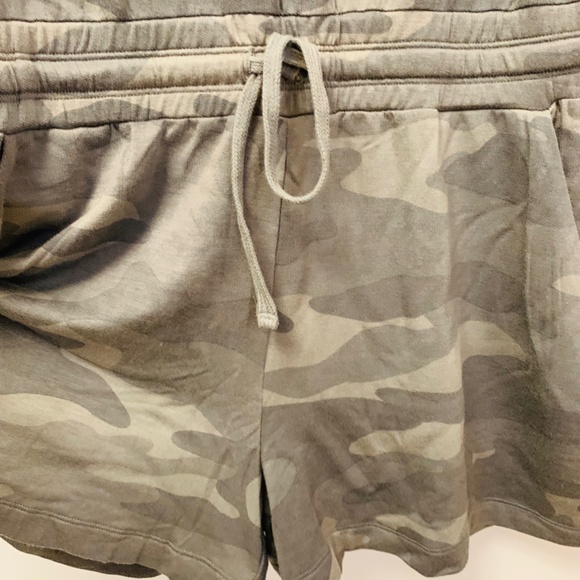 Splendid Supersoft Terry Tank Romper Vintage Olive Camo - Picture 7 of 10